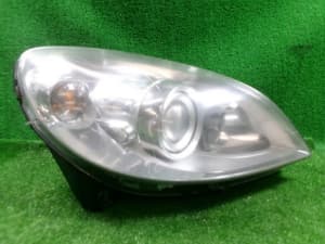 2009 Benz B class CBA-245232 Right Headlight light A1698208661 0301247682 [ZNo:06002485] 3kurudepa= 827 (PA115313623) 