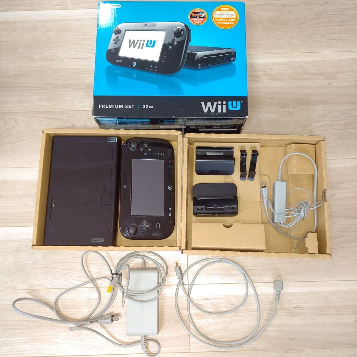 Used]The Wii U body WiiU premium set 32GB WHITE white Shiro Tested