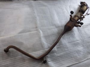 Front Exhaust Pipe TOYOTA Prius 2010 DAA-ZVW30 1741037310 (PA97423417) 