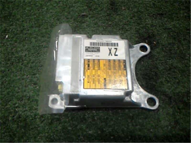 ️ Used] Engine Control Unit Toyota Dyna S05D 89661-37462 - BE