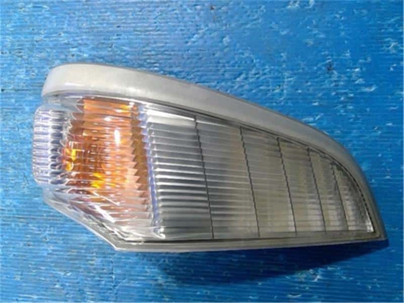 Used]Left Side Marker Light Mitsubishi Fuso 2010 BKG-FE72B