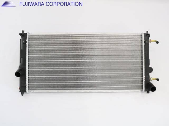 箱入りkero heat X AUTOHAUX Engine Radiator Water Distribution Hose Outlet
