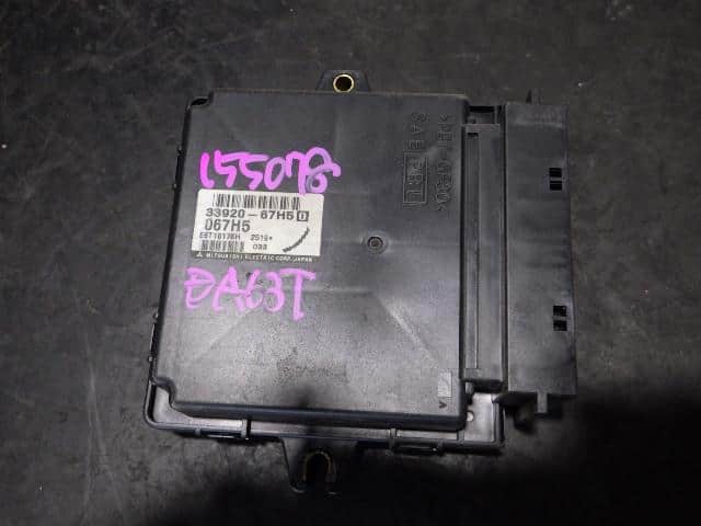 Used]Carry DA63T Engine Control Unit / ECU 3392067H10 - BE FORWARD