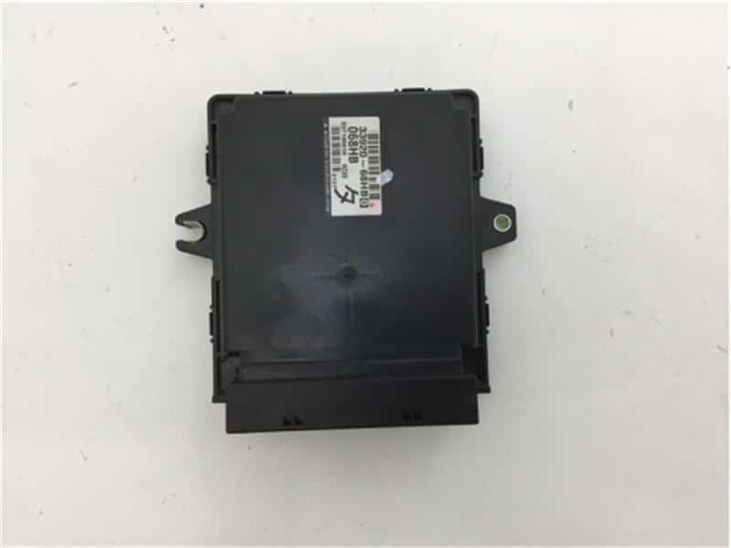 DA64V エンジンコンピュータ　ECU 33920-68HB0 Used]Every DA64V Engine Control Unit / ECU 3392068HB0 - BE FORWARD