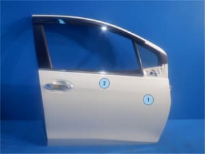 Front Right Door Assembly TOYOTA Vitz 2015 DBA-NSP130 (PA110901712) 
