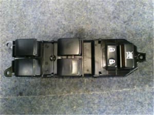 Power Window Switch TOYOTA Vitz 2012 DBA-KSP130 8482052430 (PA116232407) 