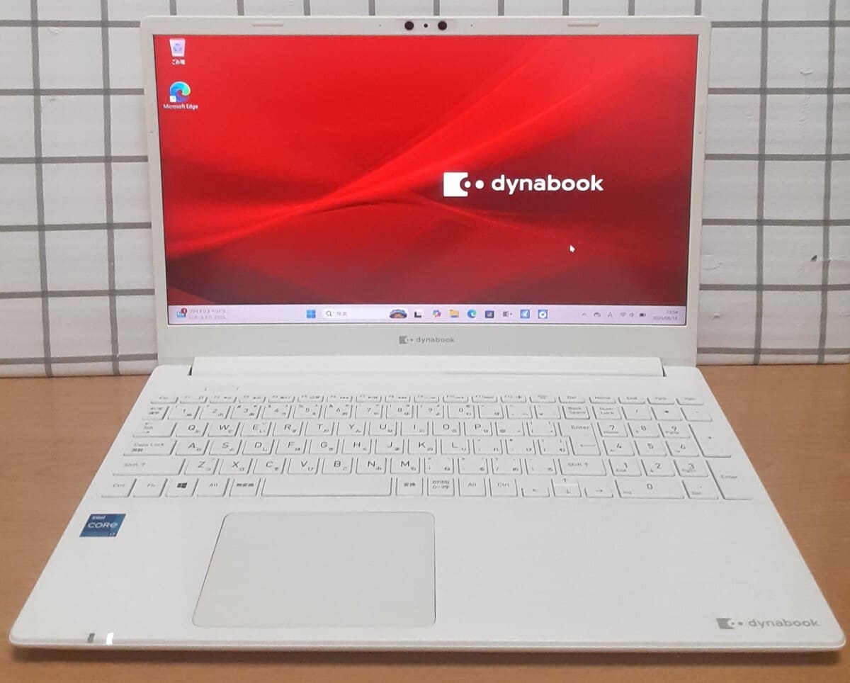 New]TOSHIBA TOSHIBA dynabook R73/D Core i3 6,100 U Windows10