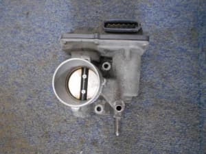 Throttle Body TOYOTA Aqua 2014 DAA-NHP10 2203047040 (PA65421915) 