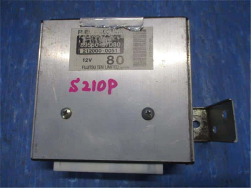 ダイハツS210P ハイゼットトラック エンジンECU 89560-97D80 ダイハツ ハイゼットトラック S200P S210P 前期 純正エンジン