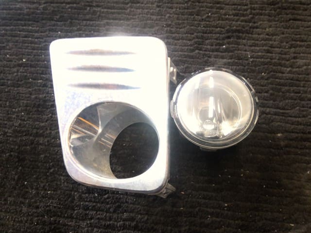 New & Used NISSAN SERENA DAA-HFC26 Fog Lights Spare Parts - BE