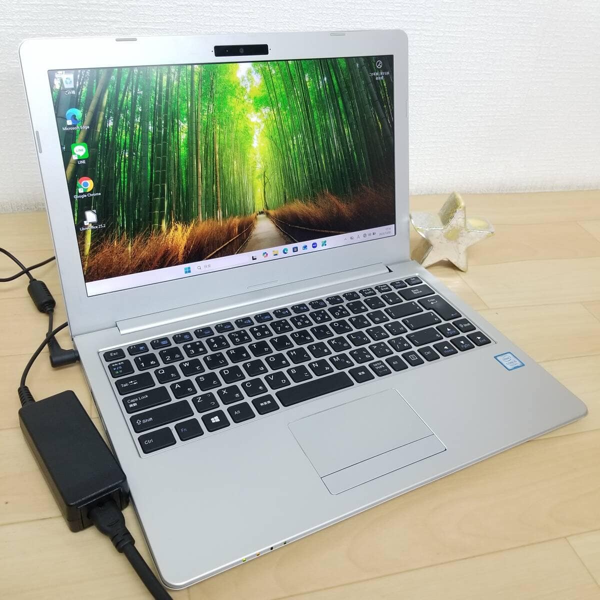 Used]The tenth generation i3 battery ◎ full HD 15.6 mouse Note PC