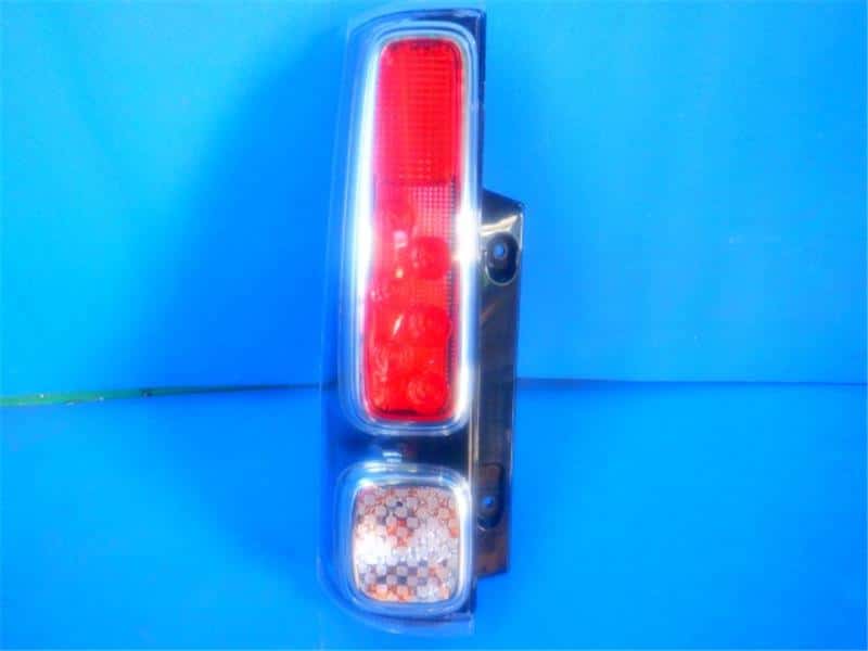 Used]Left Tail Light SUZUKI Spacia 2022 5AA-MK53S - BE FORWARD