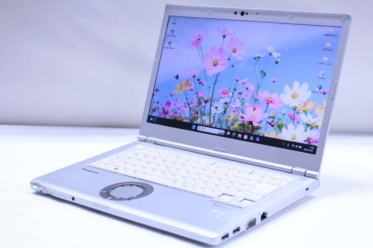 New]TOSHIBA TOSHIBA dynabook R73/D Core i5 6,200 U Windows10 SSD