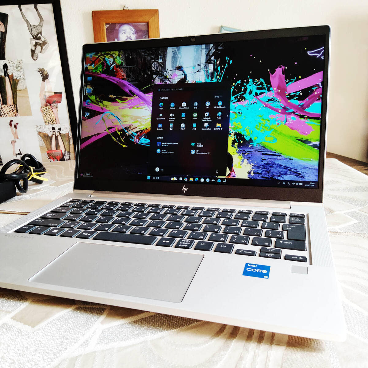 Used]It is LIFEBOOK A572/FX FMVXNFXQ2Z Note A4 Windows 10 Pro