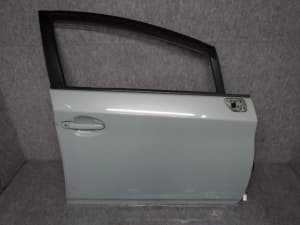Front Right Door Assembly TOYOTA Prius 2009 DAA-ZVW30 6700147070 (PA78841620) 