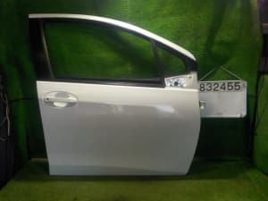 Front Right Door Assembly TOYOTA Vitz 2015 DBA-NSP135 6700152500 (PA117656024) 