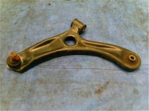 Front Left Lower Control Arm SUZUKI Wagon R Stingray 2014 DBA-MH34S 4520285K11 (PA119620087) 
