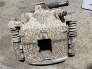 Front Left Caliper SUZUKI Wagon R 2005 CBA-MH21S 5510273H11999 (PA122902879) 