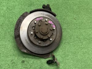 Front Left Knuckle Hub Assembly MITSUBISHI Delica space gear 1999 KH-PE8W MB922057 (PA122903141) 