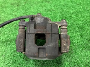 Front Left Caliper MITSUBISHI Pajero Mini 1999 GF-H58A MR334908 (PA122903242) 