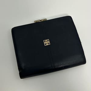 GIVENCHY leather folio wallet pouch type coin purse vintage (PA123138217) 
