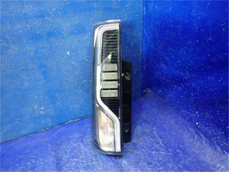 Used]Left Tail Light SUZUKI Spacia 2021 5AA-MK53S - BE FORWARD