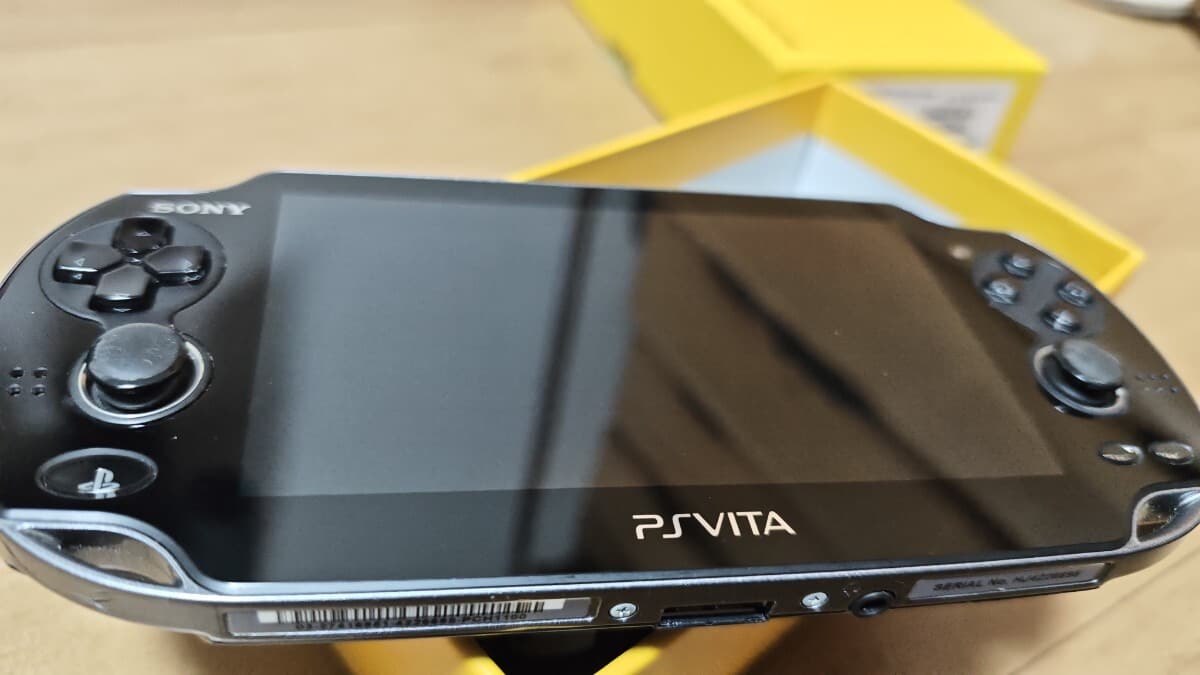 Used]PS Vita Wi-Fi Model Black PCH-2000 ZA11 - BE FORWARD Store