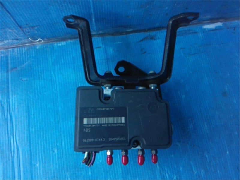 Used]ABS Actuator TOYOTA bB 2007 DBA-QNC20 - BE FORWARD Auto Parts