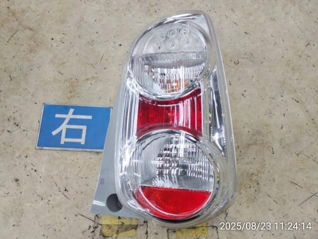 Used][ ! !] Toyota Genuine Scye SAI AZK10 Late Model Genuine Tail