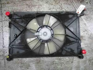Radiator TOYOTA Isis 2007 CBA-ZNM10G 1640022230 (PA02179304) 