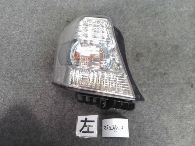 Used]Left Tail Light TOYOTA SAI DAA-AZK10 - BE FORWARD Auto Parts