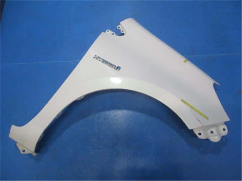 車のパーツ Left Front Fender S for Toyota Aqua DAA-NHP10 1NZ-FXE 3P0 53812-52410 アクア TOYOTA AQUA NHP10 H23.12〜H29.5 左 フロント フェンダー