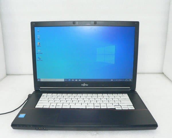 e-TREND｜富士通 FMVN90E2G [LIFEBOOK NH90⁄E2 (Core i7 8GB SSD256GB+
