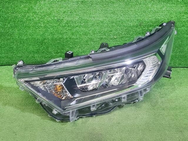 Used]Left Headlight TOYOTA RAV4 2023 6AA-AXAH54 8118542E00 - BE