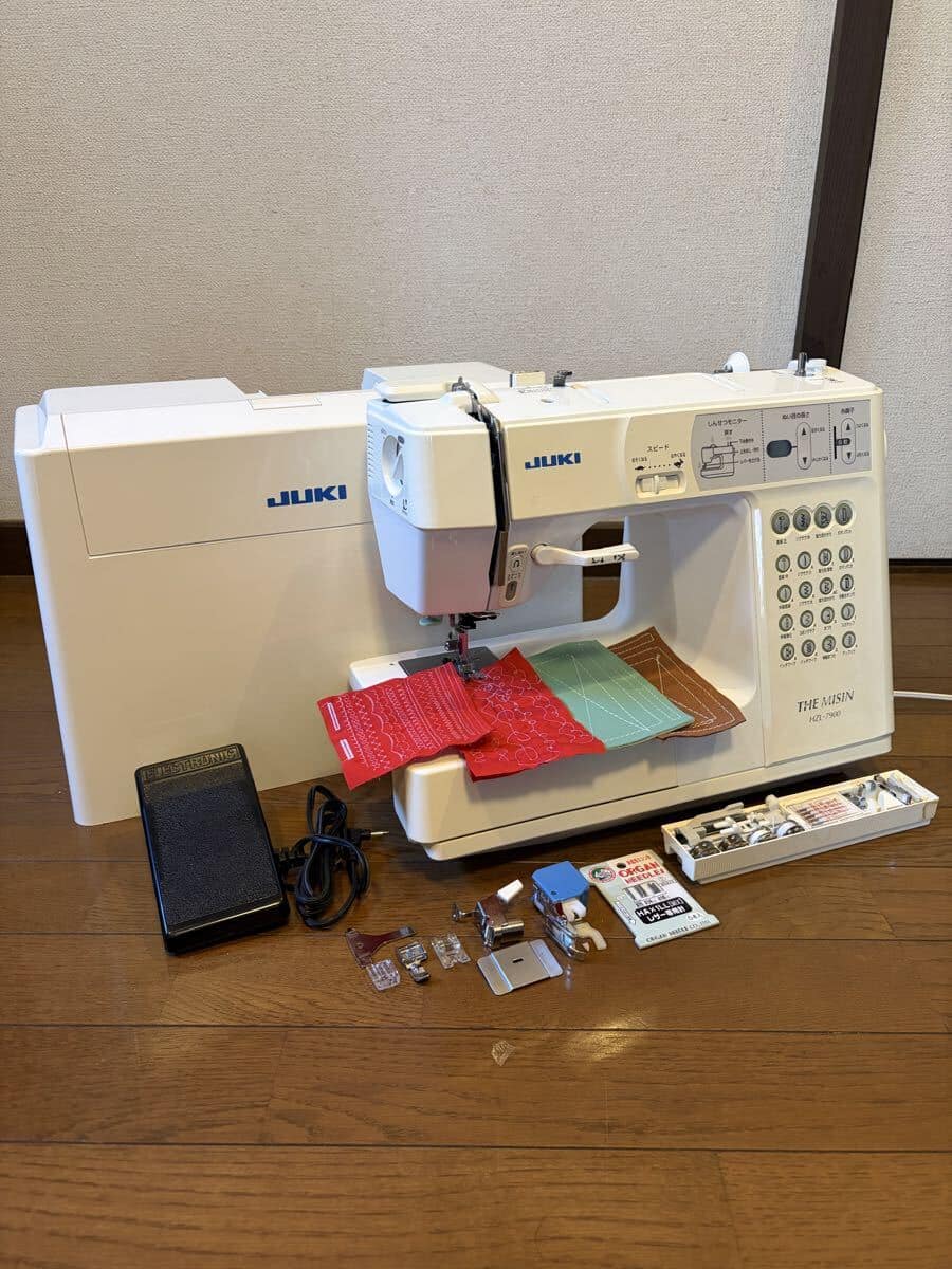JUKI DJ-050 Computerized Sewing Machine with Box Feed and Foot Cont