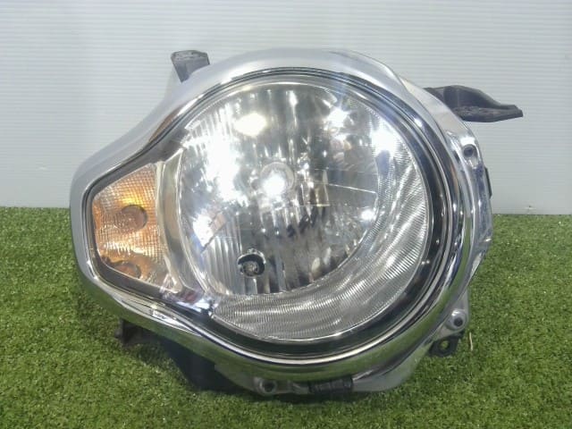 Used]Right Headlight SUZUKI Hustler 2016 DAA-MR41S - BE FORWARD