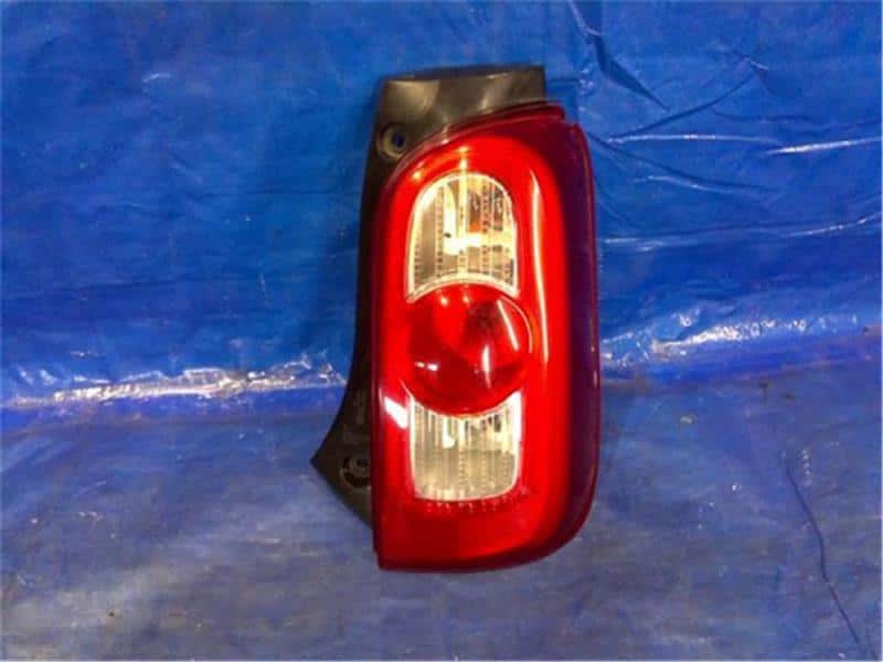Used]Left Tail Light DAIHATSU Mira cocoa 2010 DBA-L675S 81560B2300
