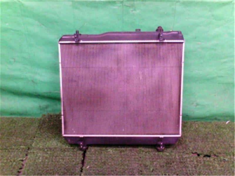 Used]Hiace LH178V radiator 164005B750 - BE FORWARD Auto Parts