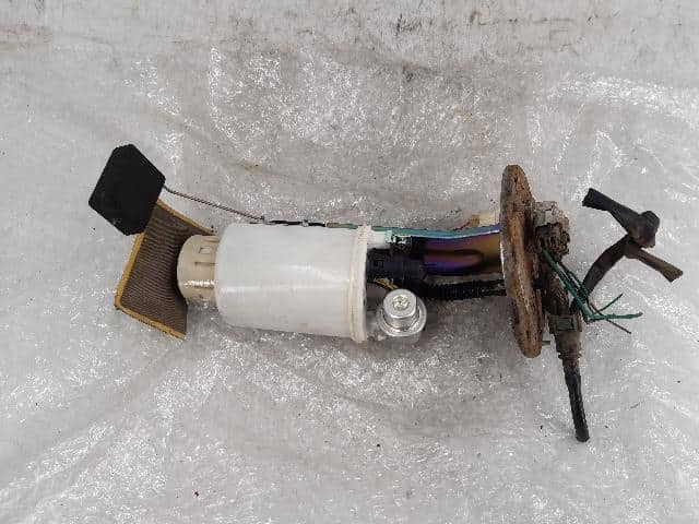 Used]Fuel Pump KIA Grand Sedona 2006 94460-4D101 - BE FORWARD Auto