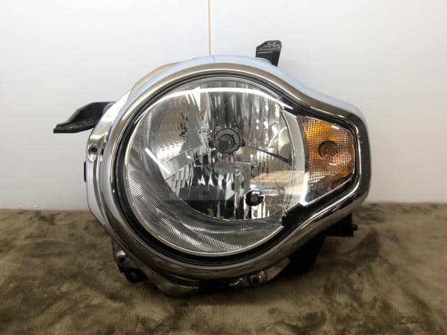 Used]Right Headlight SUZUKI Hustler 2018 DAA-MR41S 3512065P14 - BE