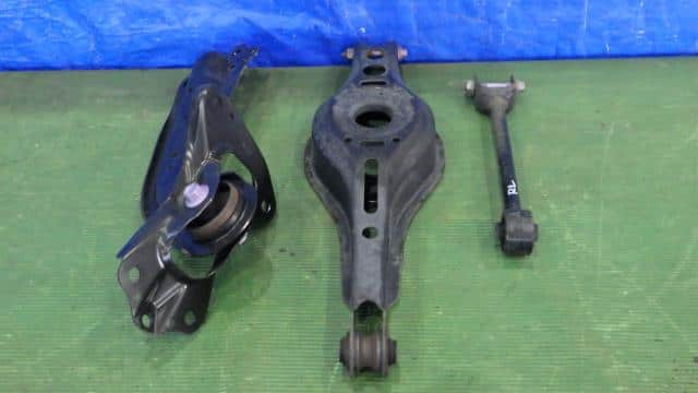Toyota C-HR Lower Co 4878047010/4871047010/4873047010