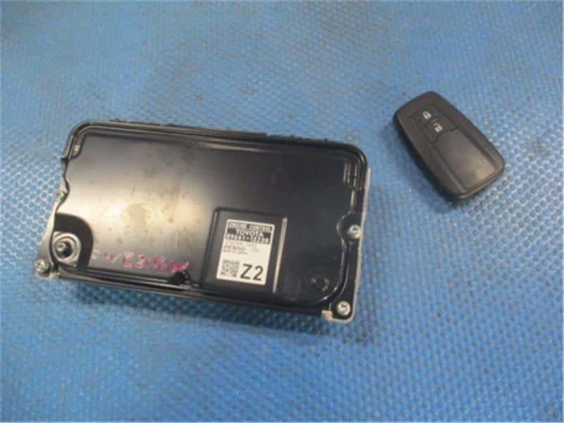 Used]JZX90 Chaser AT Automatic Genuine DENSO Engine Control