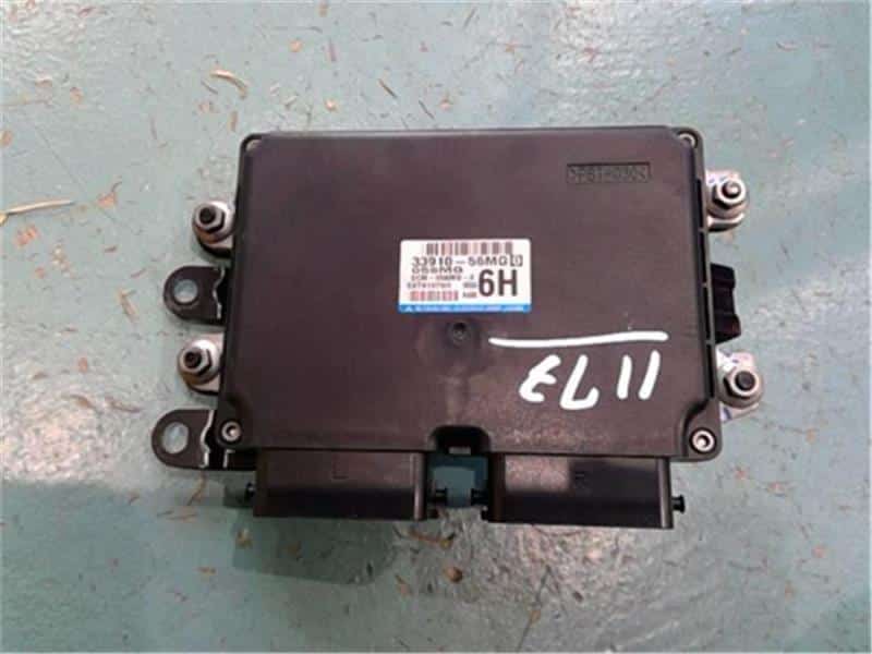 Used]Suzuki Genuine EVERY DA64V Engine Control Unit / ECU 33920