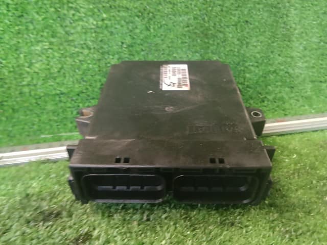 Used]Suzuki Genuine EVERY DA64V Engine Control Unit / ECU 33920