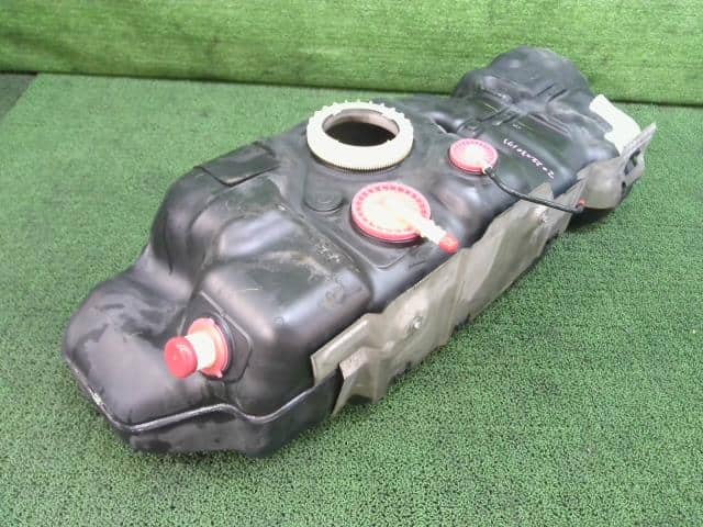 Recondition Toyota Hilux Surf Fuel Tanks 2007 CBA-TRN210W 770013D521