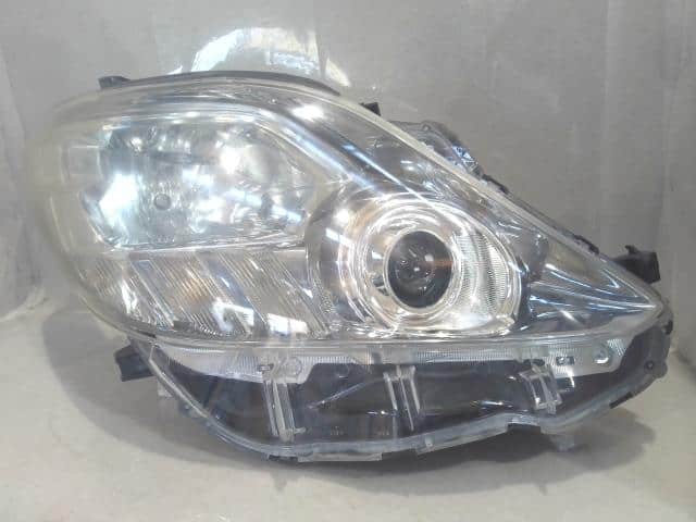 ebay][Used]Left Headlight TOYOTA Harrier 2016 DBA-ZSU60W