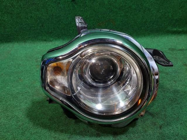 Used]Right Headlight SUZUKI Hustler 2016 DAA-MR41S - BE FORWARD