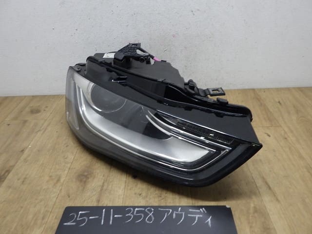 Used]Audi A5 WAUZZZ Right Headlight light 8W6941036F 8W6941784F
