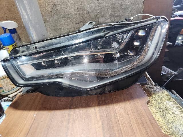 Used]Audi A5 WAUZZZ Right Headlight light 8W6941036F 8W6941784F