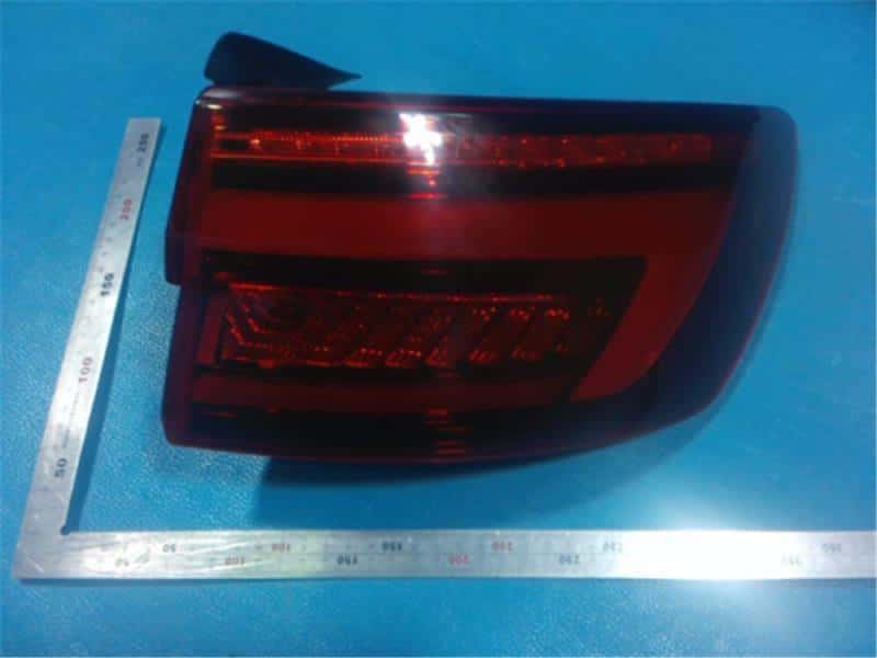 Used]52-1008 ☆Good Condition ☆LED 8W Audi A4 ☆Left Tail Light